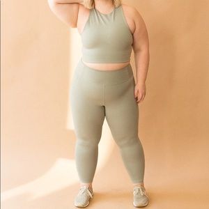 Girlfriend collective leggings in agave